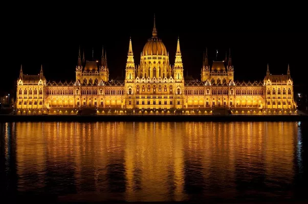 Műkörmösök Budapesten